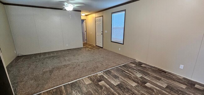 Building Photo - 110 Mulberry