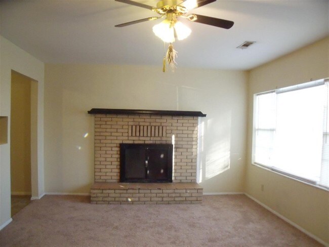 Interior Photo - 6468 Highway 5 N