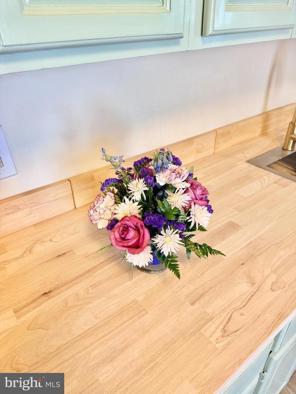 Foto del edificio - 327 Main St