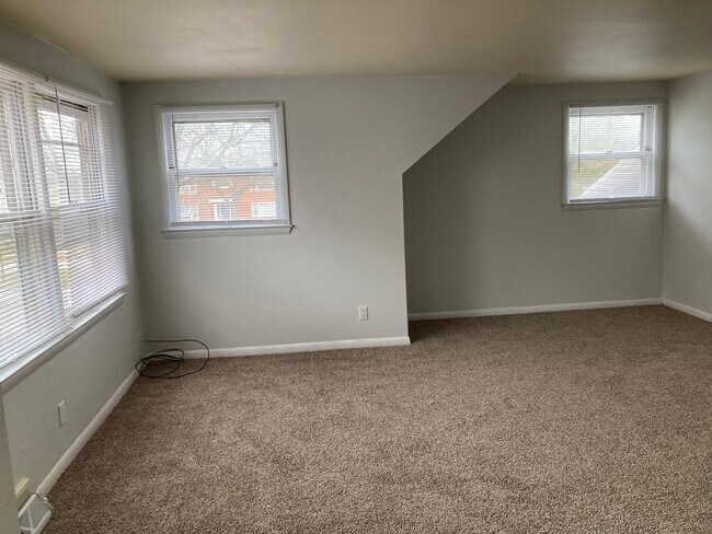 Living Room - 9759A W Lisbon Ave