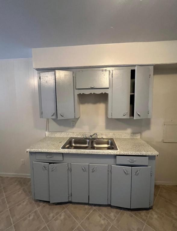 Photo - 5434 Makeig St House