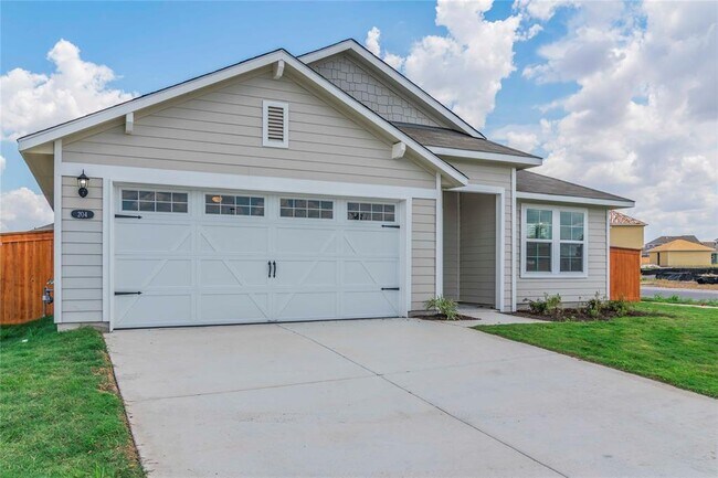 Foto del edificio - 204 Rollingwood Dr