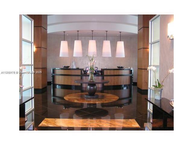 Building Photo - 3101 S Ocean Dr