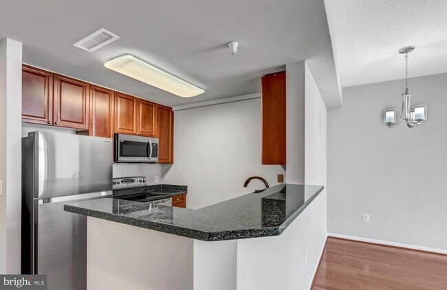 Foto del edificio - 11700 Old Georgetown Rd