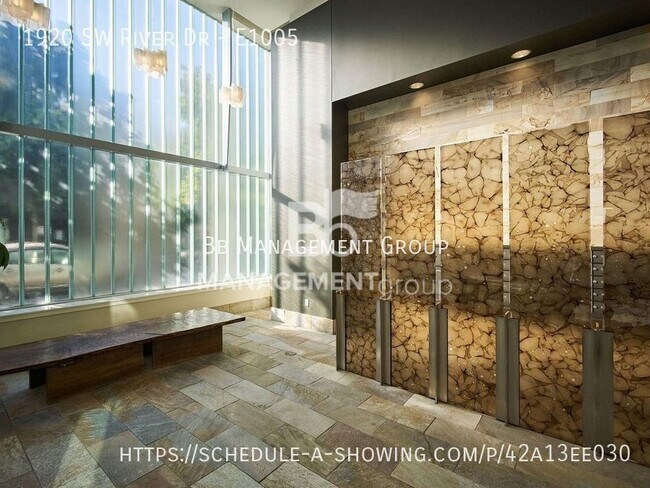 Foto del edificio - The Strand- Beautiful One-Bedroom With Riv...