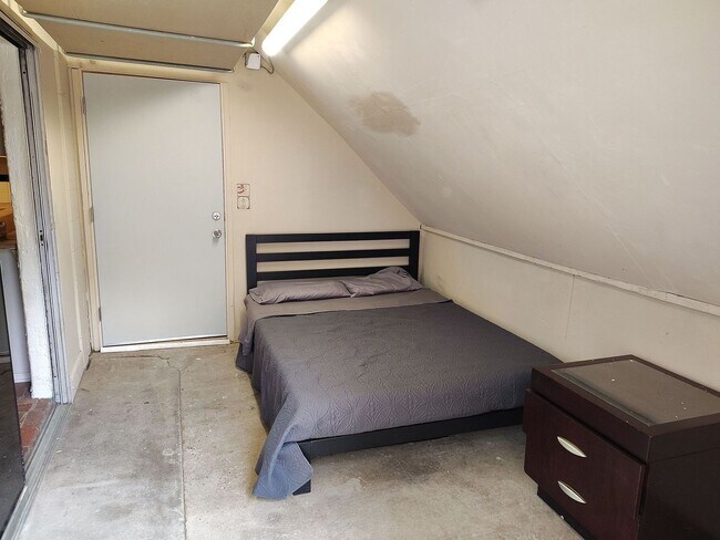 Foto del edificio - Charming Furnished Casita — 1BR/1BA with P...