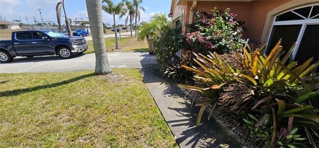 Foto del edificio - 826 SW 32nd Terrace