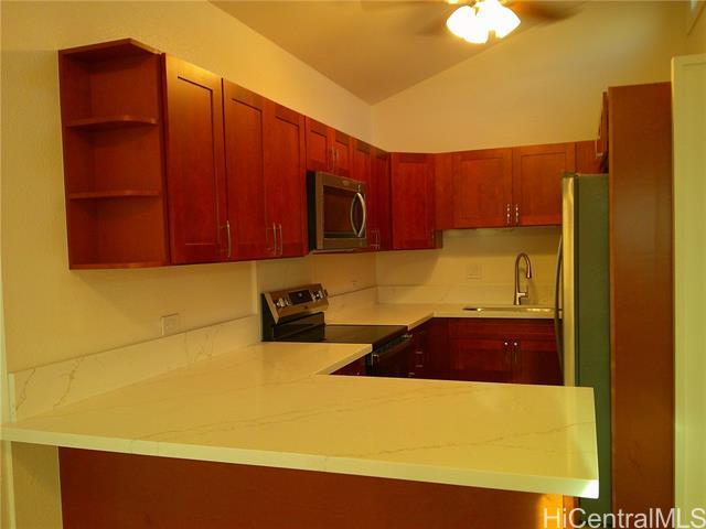 Foto del edificio - 98-506-506 Lulu St