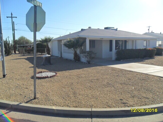 Foto del edificio - 11363 N 113th Ave