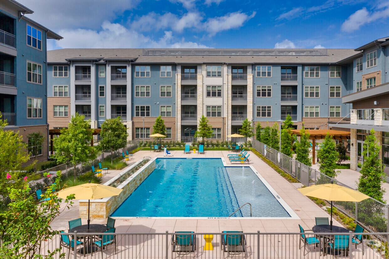 Orchards Market Plaza 55+ Active Senior Li...
