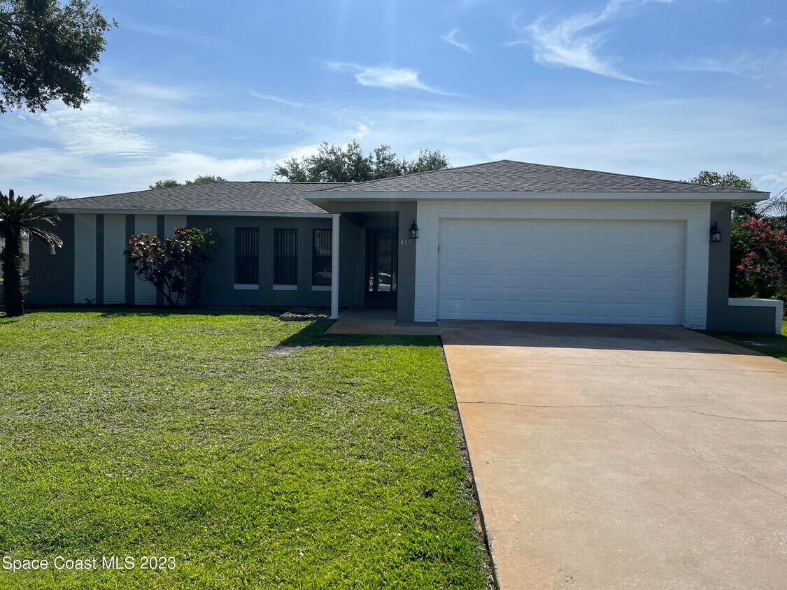 Foto principal - 497 Deacon Ave