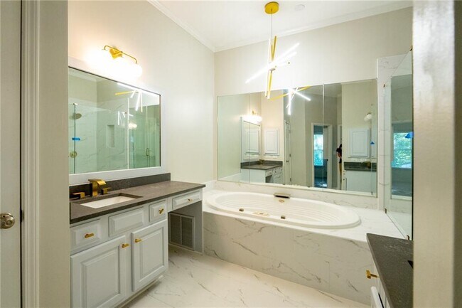 Foto del edificio - 4746 Legacy Cove Ln