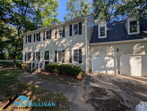 Building Photo - 4101 Grove Ridge Dr