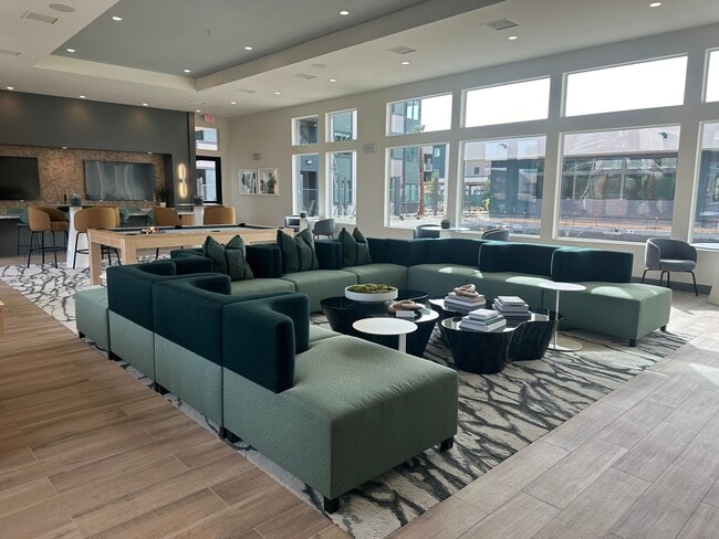 Foto del edificio - SYNC APARTMENT HOMES