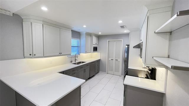 Building Photo - 1876 Larkspur Dr
