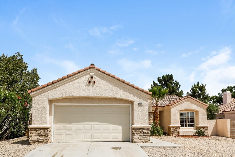 Foto principal - 5904 Red Umber Ave