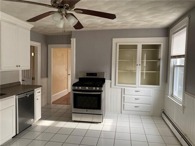 Foto del edificio - 25 Thompson Ave