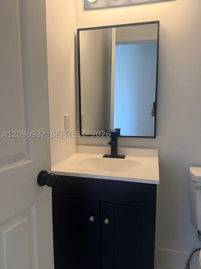 Foto del edificio - 7535 NE 2nd Ct