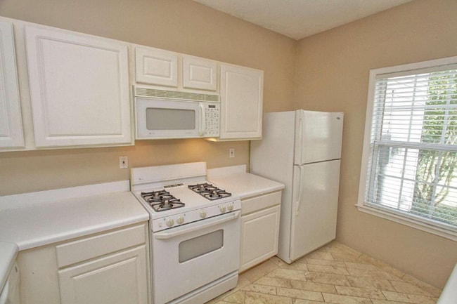 Building Photo - 3803 Berkeley Crossing