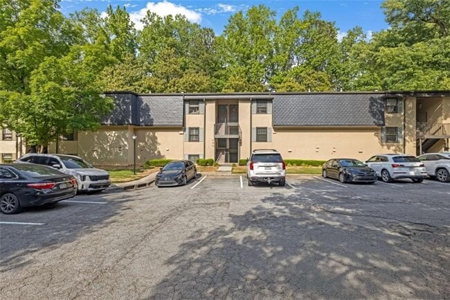 Building Photo - 118 Lablanc Way NW