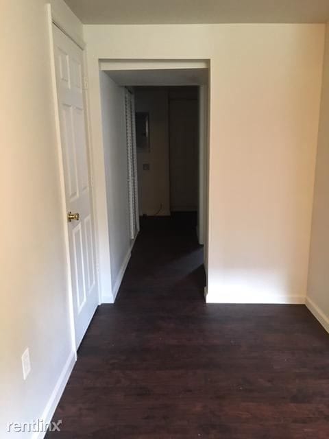 Building Photo - 4 br, 3 bath Townhome - 1133 Somerset St