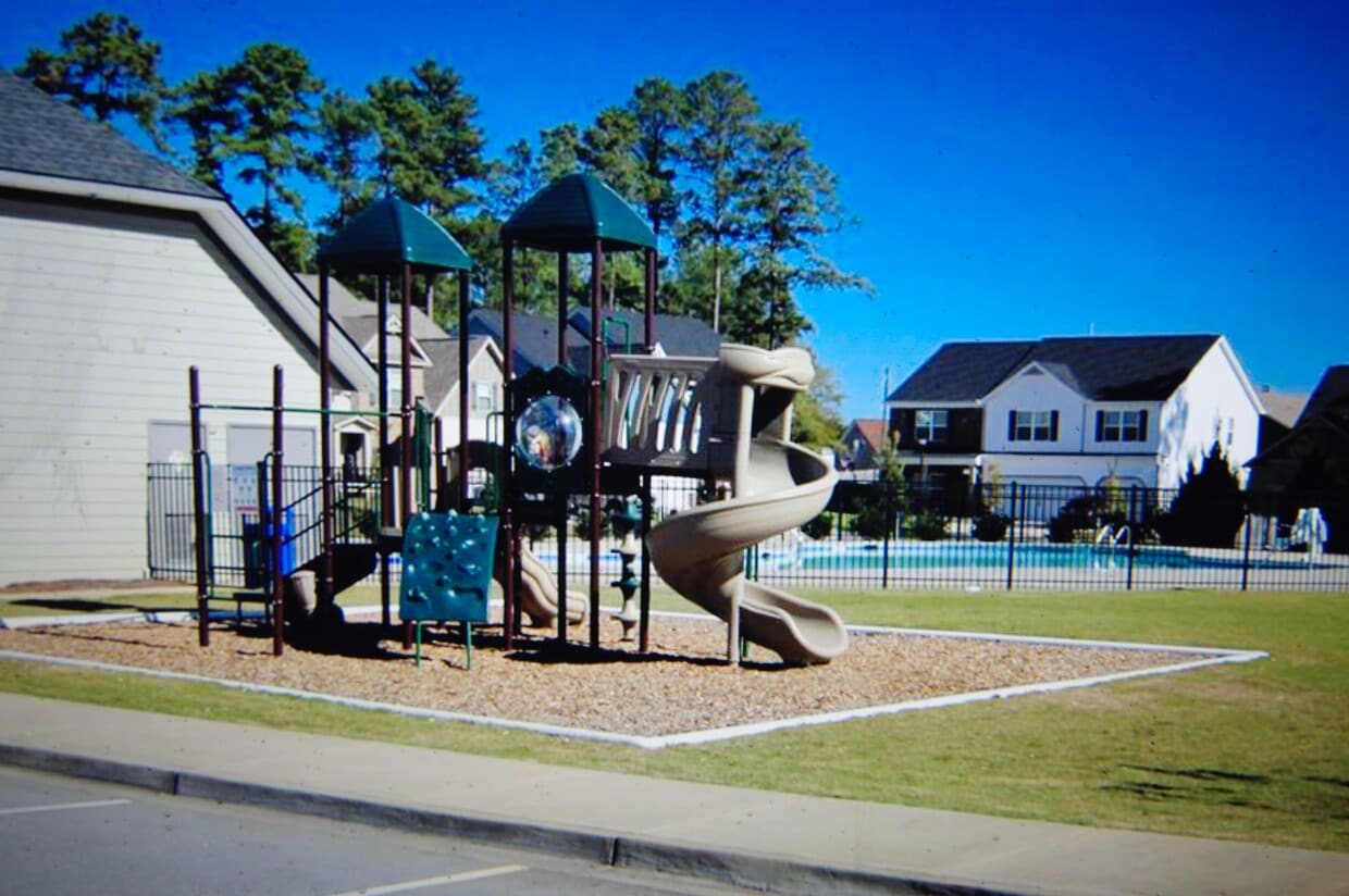 Foto principal - 429 Kingsley View Rd