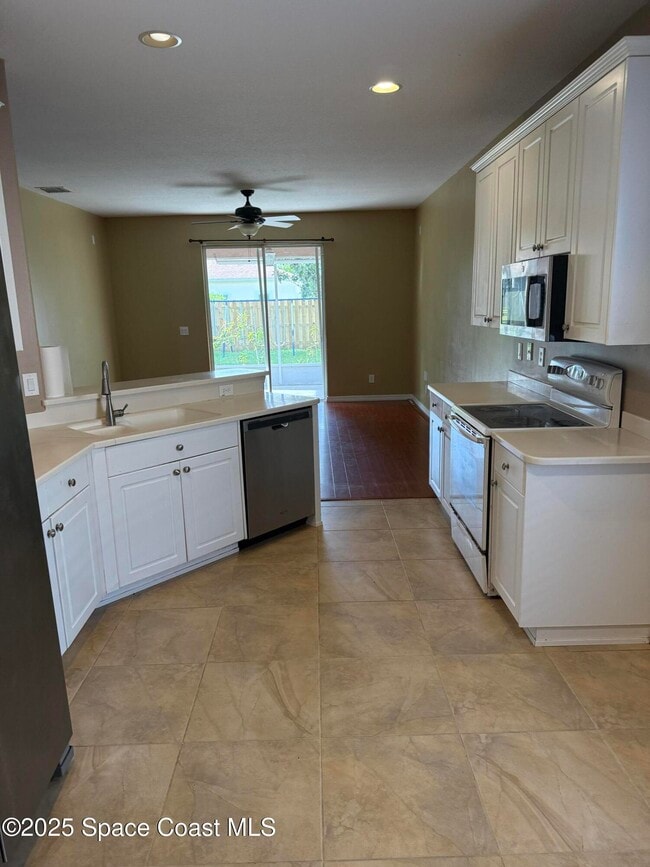 Building Photo - 3771 Manitoba Way