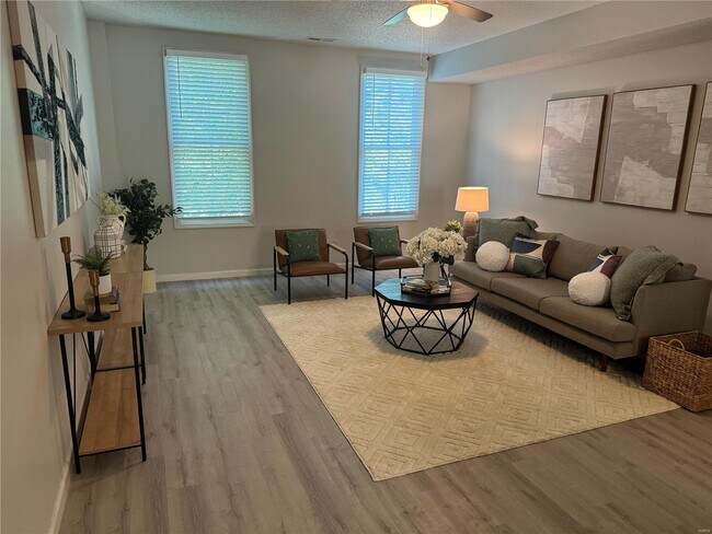 Foto del edificio - 3325 Domain St