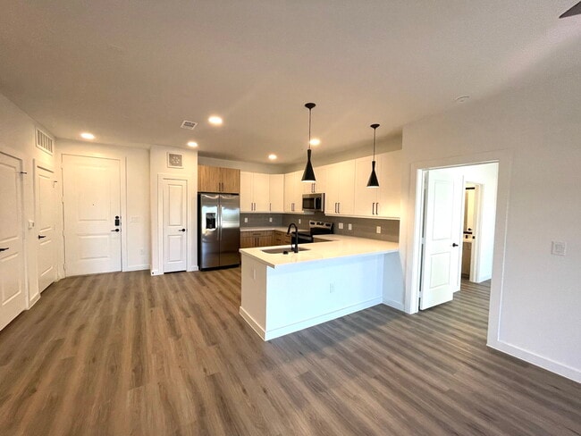 Foto del edificio - 701 Saginaw Sq Blvd