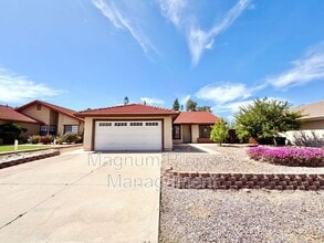 Building Photo - 25268 Shadescale Dr