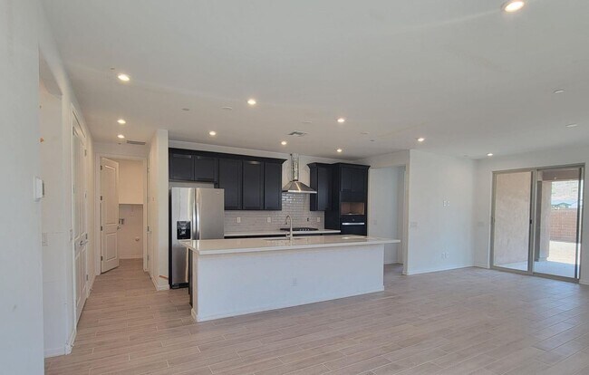 Foto del edificio - Brand new home in Vistancia/ $500 off move in by 11-1-2025 ***