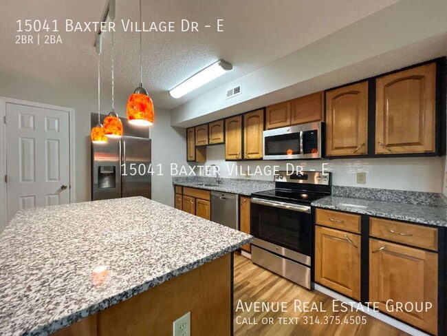 Foto del edificio - 15041 Baxter Village Dr