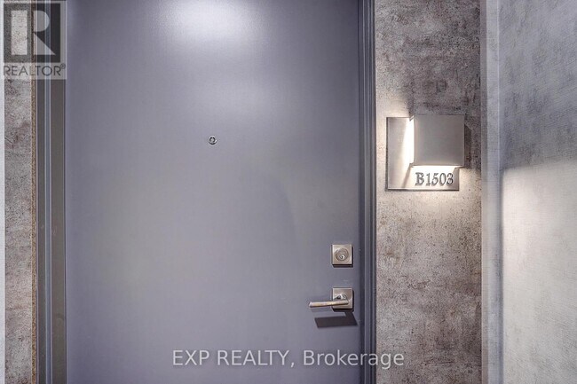 Photo du bâtiment - 715 Davis Dr
