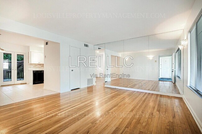 Foto del edificio - 4105 Stoneview Dr