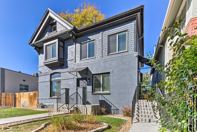 Building Photo - 1533 N Williams St