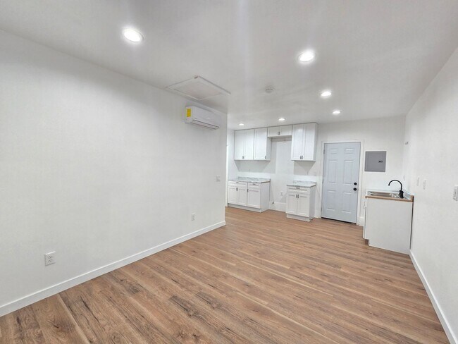 Foto del edificio - 44221 4th St E