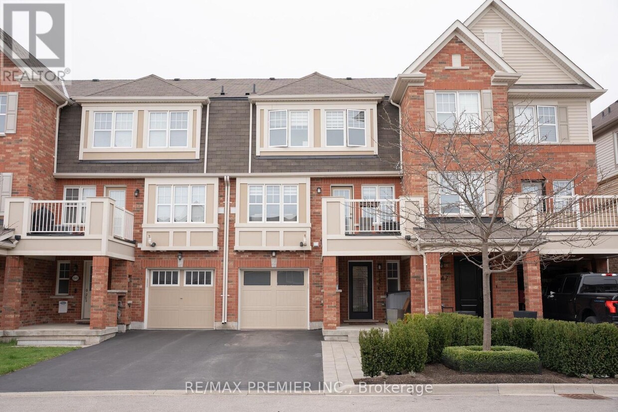 Primary Photo - 1545 Gainer Cres