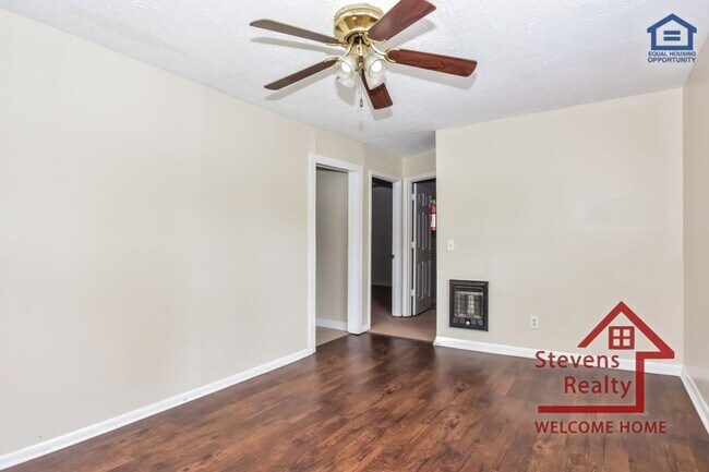 Building Photo - 109 Cassetty Ln