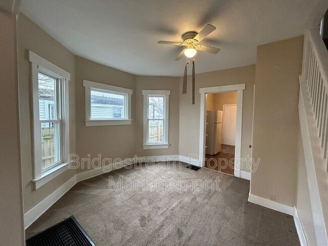 Building Photo - 1450 John Glenn Rd