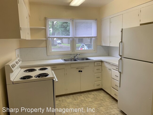 Foto del edificio - 2 br, 1 bath House - 1329 8th Avenue