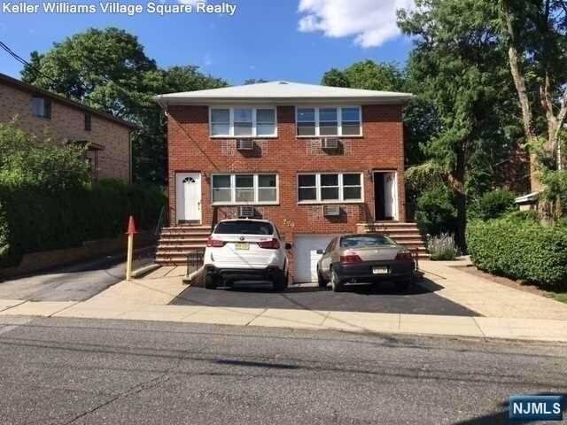 Primary Photo - 229 Washington Ave