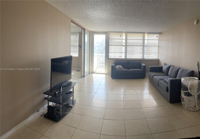 Foto del edificio - 251 174th St