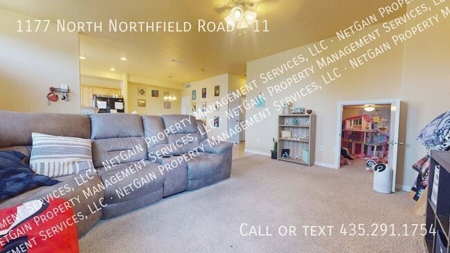 Building Photo - 1177 N Northfield Rd