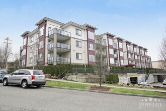 Building Photo - 2943 Nelson Pl