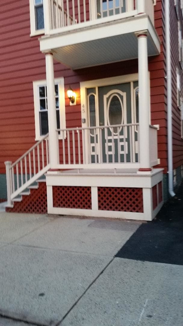 45-47 Hotchkiss Street - 47 Hotchkiss St