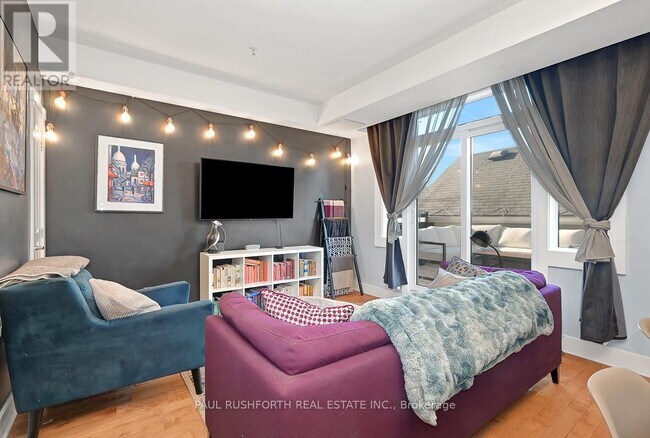 Building Photo - 124 Guigues Ave.