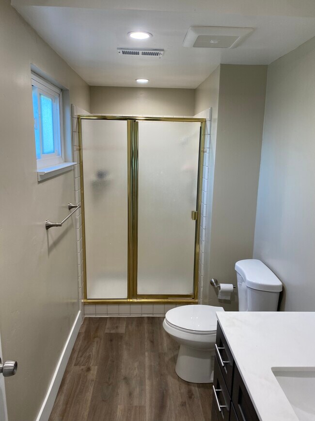 Building Photo - 10171 La Gloria Way