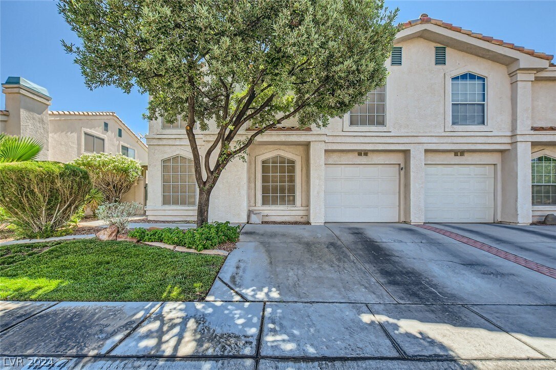 Foto principal - 1044 Grammy Dr