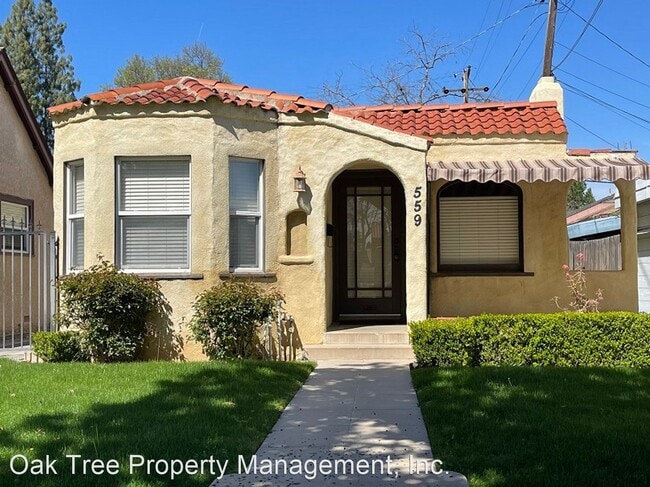 Building Photo - 2 br, 1 bath House - 559 E. Yale Avenue