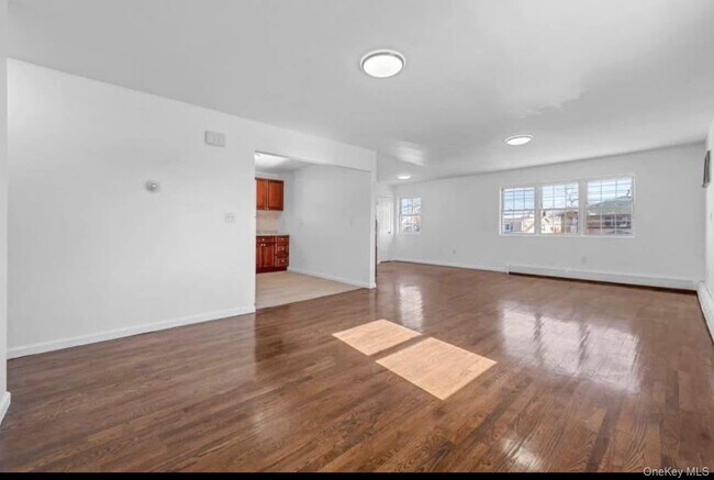 Building Photo - 147-20 223rd St